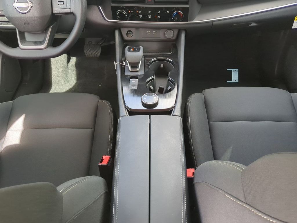 2026 Nissan Rogue S photo 16