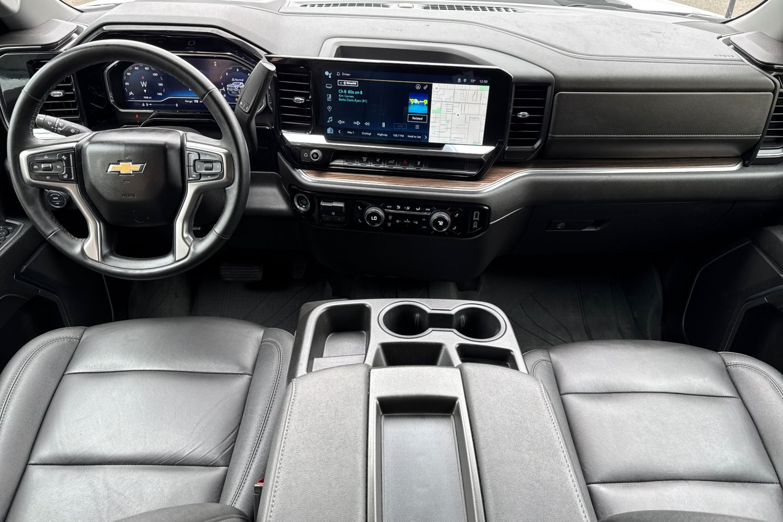2024 Chevrolet Silverado 3500HD LT photo 13