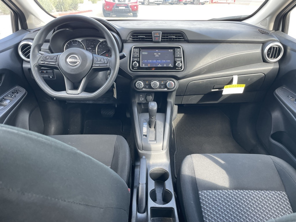 2024 Nissan Versa 1.6 S photo 14
