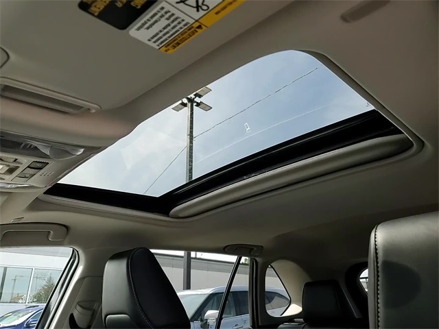 2024 Toyota RAV4 XLE Premium photo 20