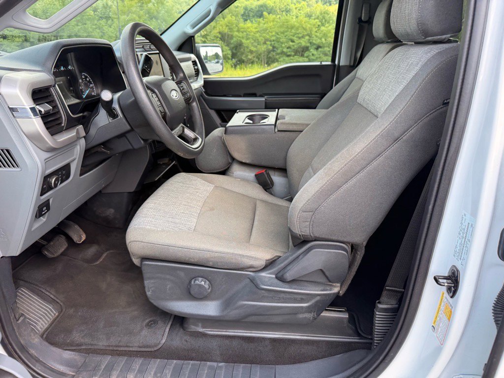 2022 Ford F-150 XLT photo 8