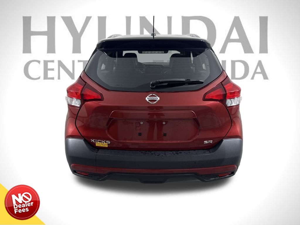2019 Nissan Kicks SR photo 4