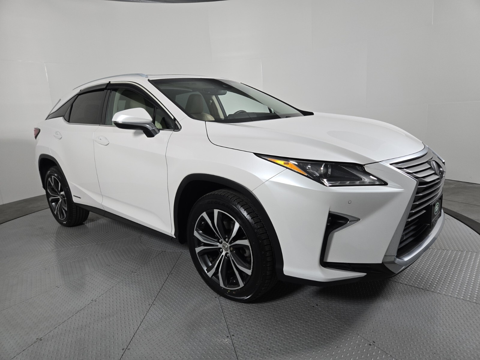 2017 Lexus RX 450h photo 2