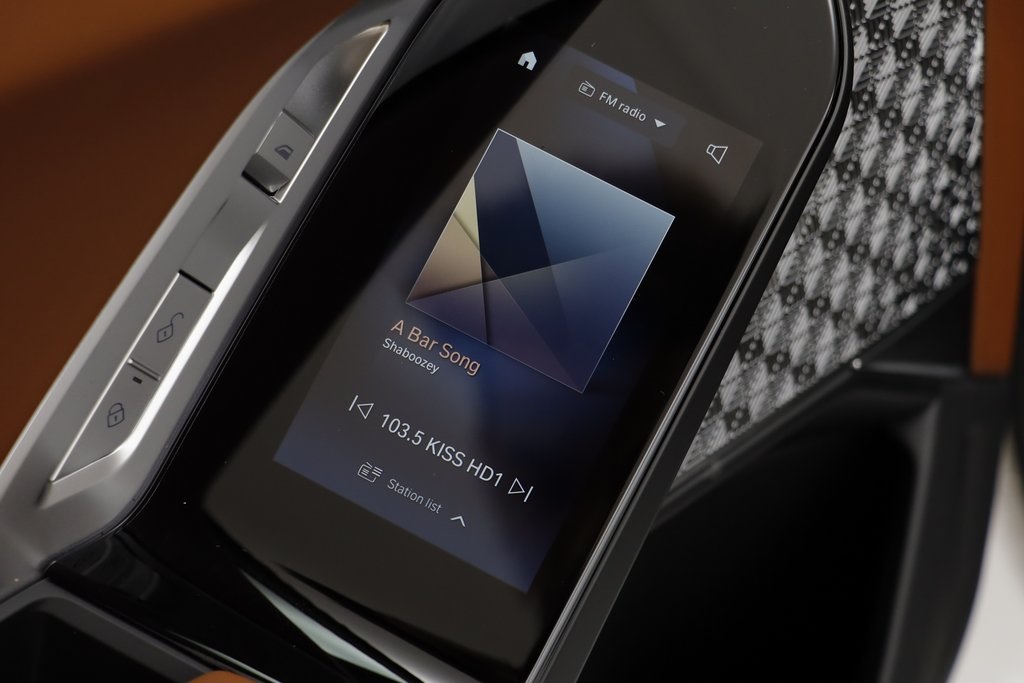 2026 Bmw 750e photo 15