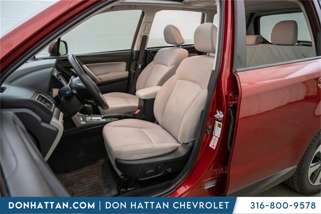 2018 Subaru Forester Premium photo 4