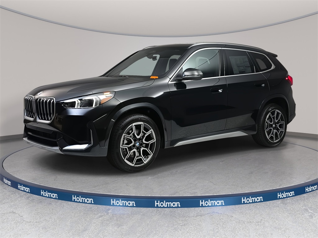 2026 BMW X1 28i's photo