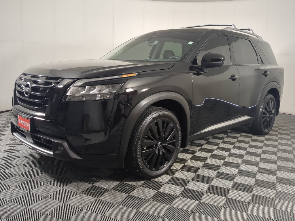 2024 Nissan Pathfinder Platinum photo 4