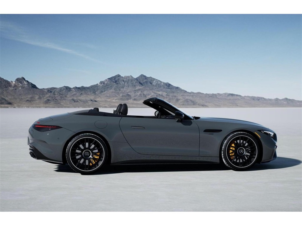2025 Mercedes Benz SL AMG 63 photo 16