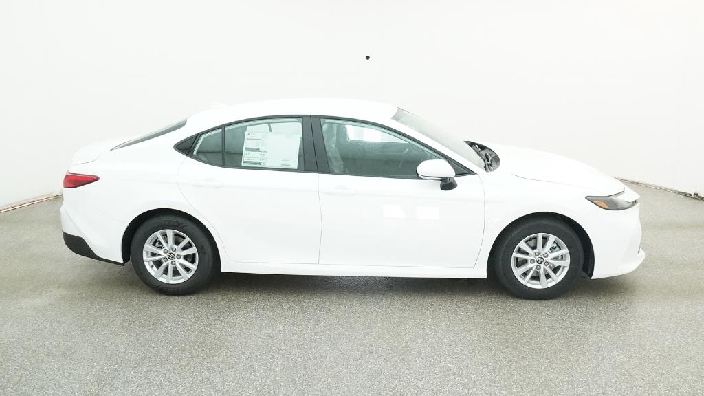 2025 Toyota Camry LE photo 26