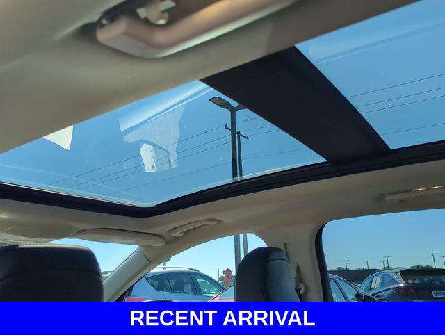 2022 Ford Edge Titanium photo 16