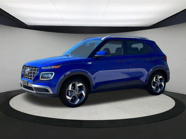 2025 Hyundai Venue Limited photo 2