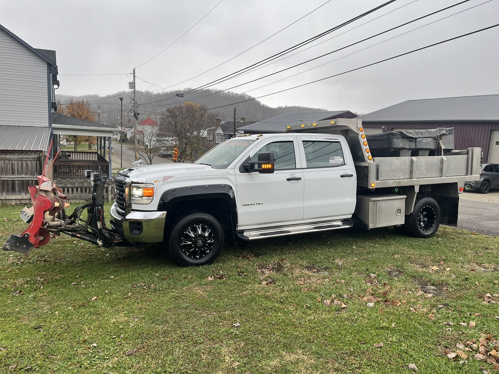 2017 Gmc Sierra Base photo 2