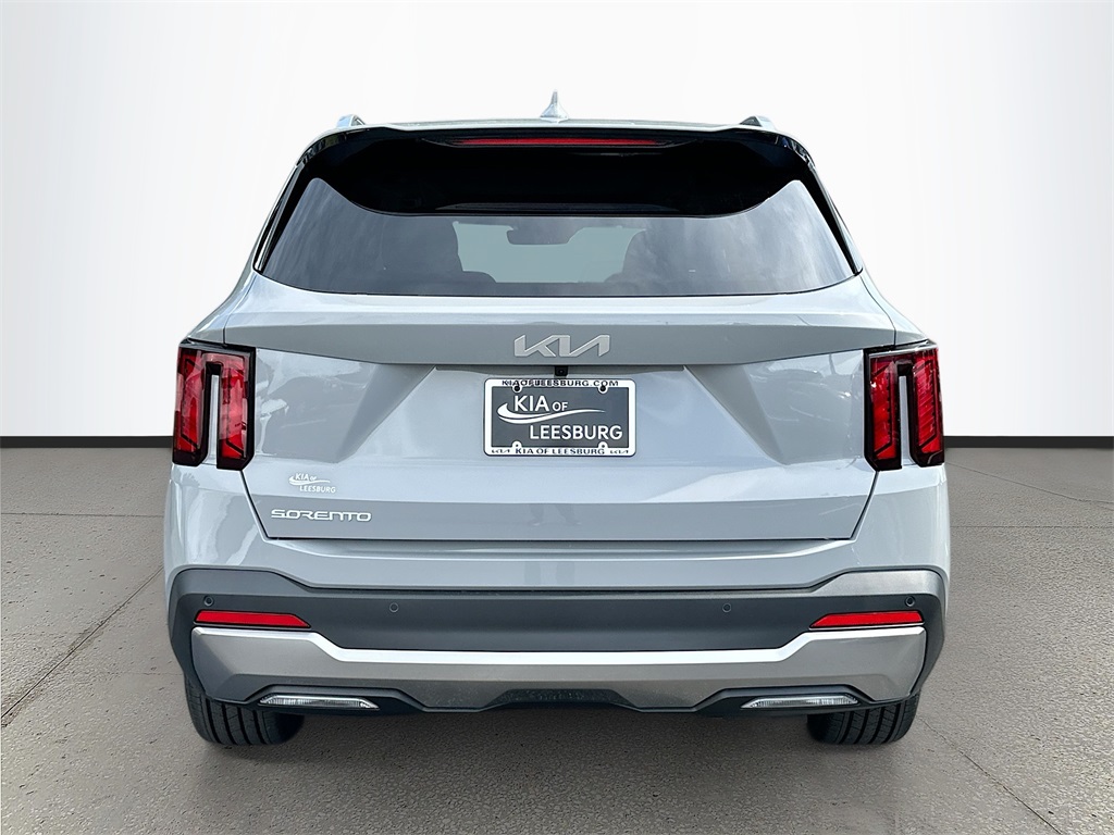 2026 Kia Sorento EX photo 3