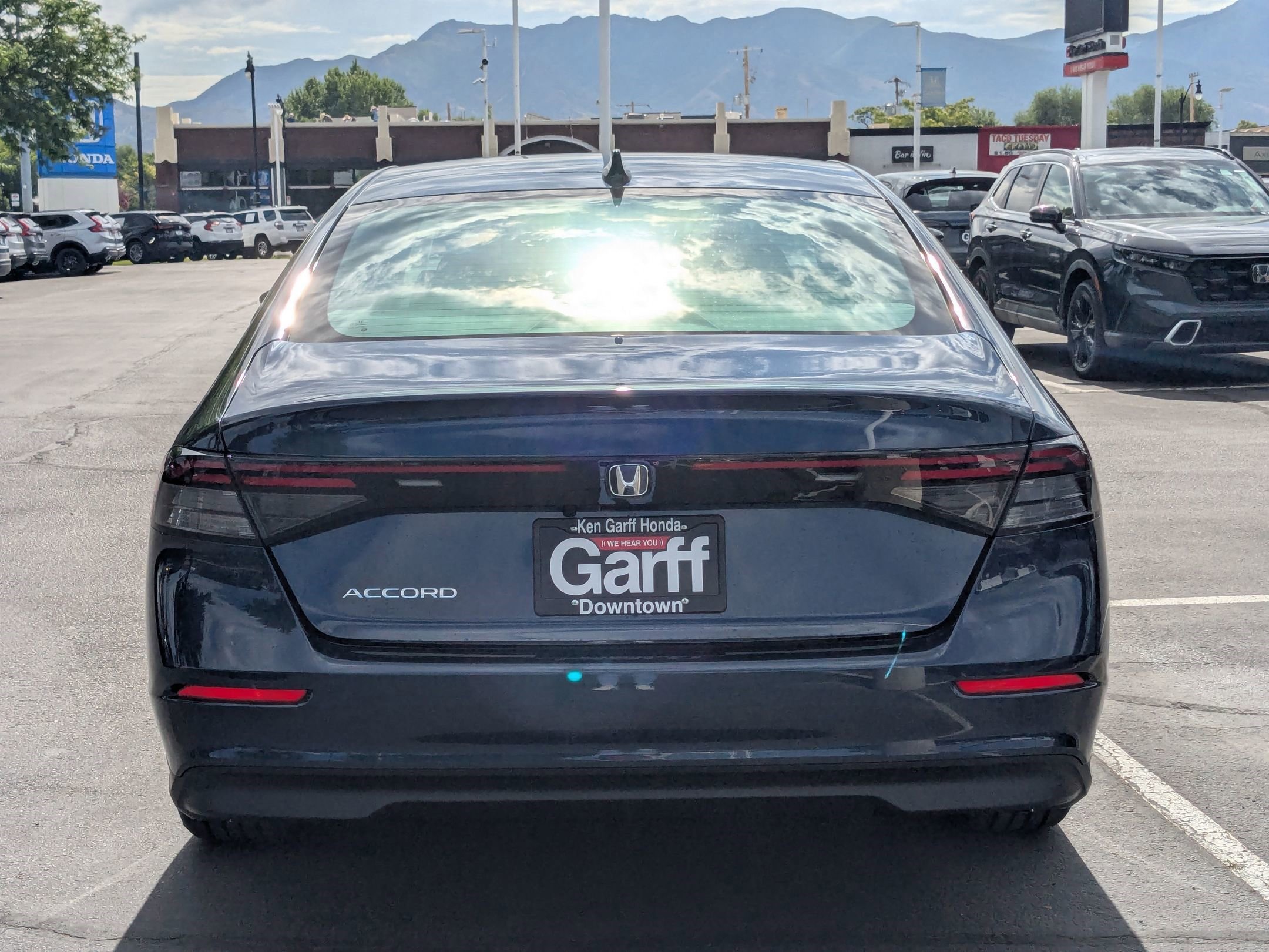 2025 Honda Accord SE photo 2