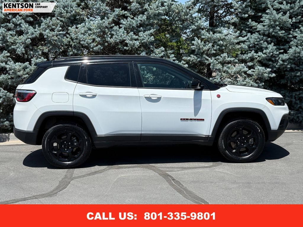 2023 Jeep Compass Trailhawk photo 10