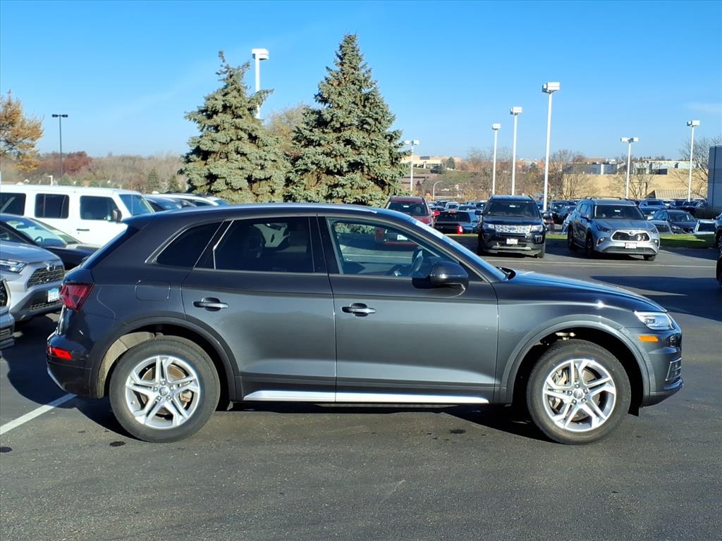 Used 2018 Audi Q5 Premium with VIN WA1ANAFY1J2173809 for sale in Burnsville, Minnesota
