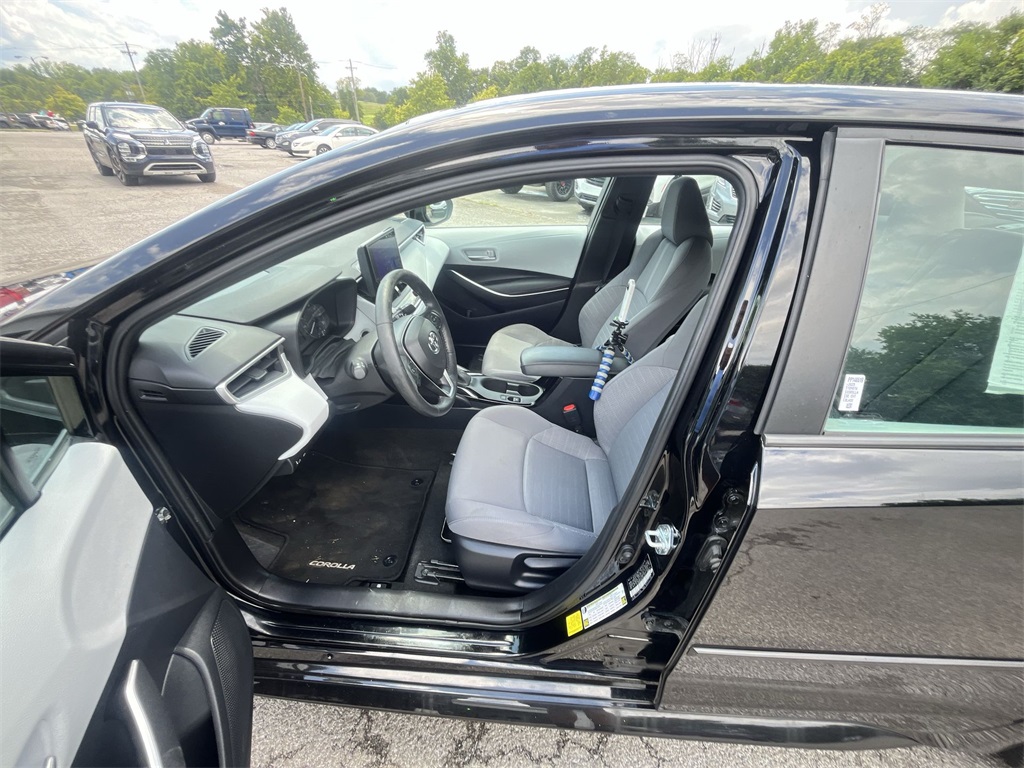 2023 Toyota Corolla SE photo 11