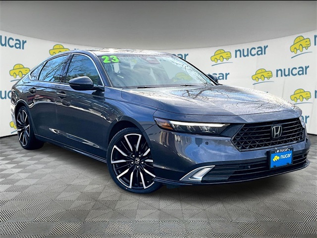 2023 Honda Accord Hybrid Touring's photo