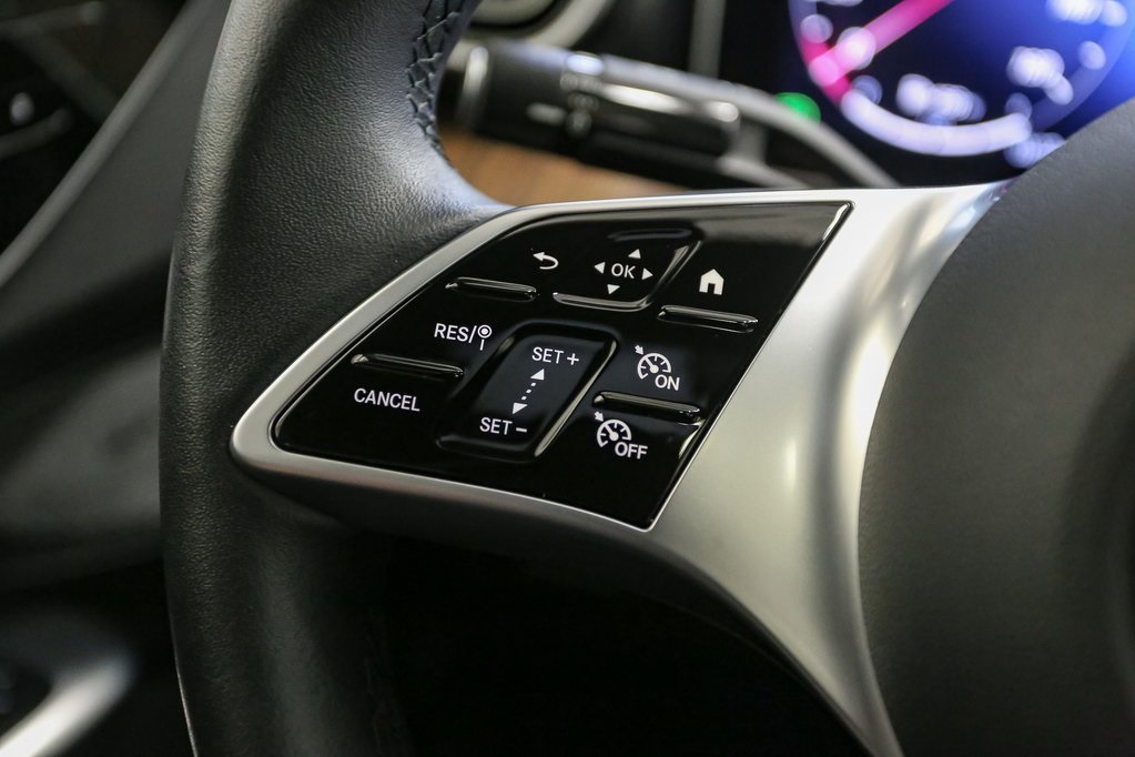 2025 Mercedes Benz C 300 4MATIC photo 36