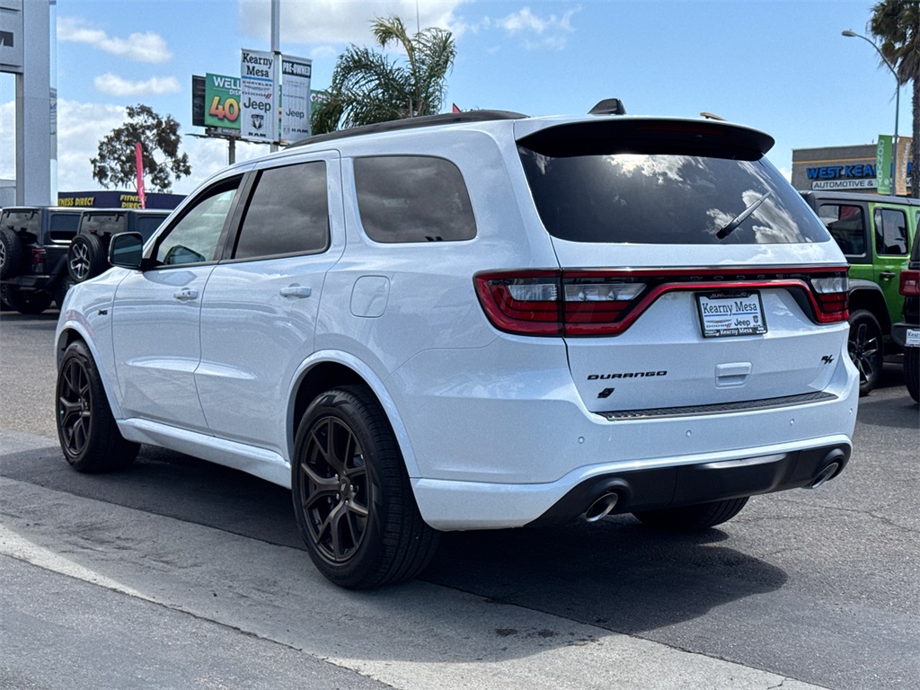 2025 Dodge Durango R/T Plus photo 11