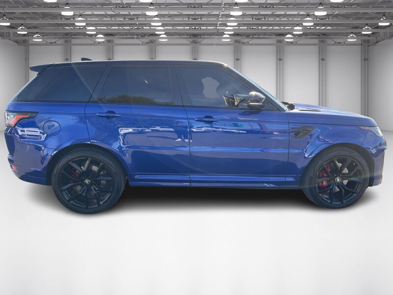 2022 Land Rover Range Rover Sport SVR photo 4
