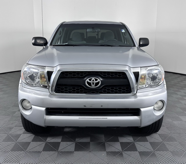 2011 Toyota Tacoma PreRunner photo 2
