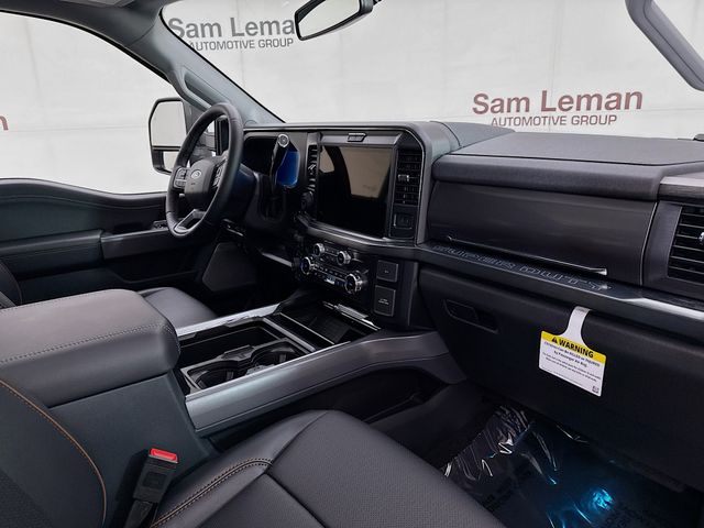 2025 Ford F-250 Lariat photo 29