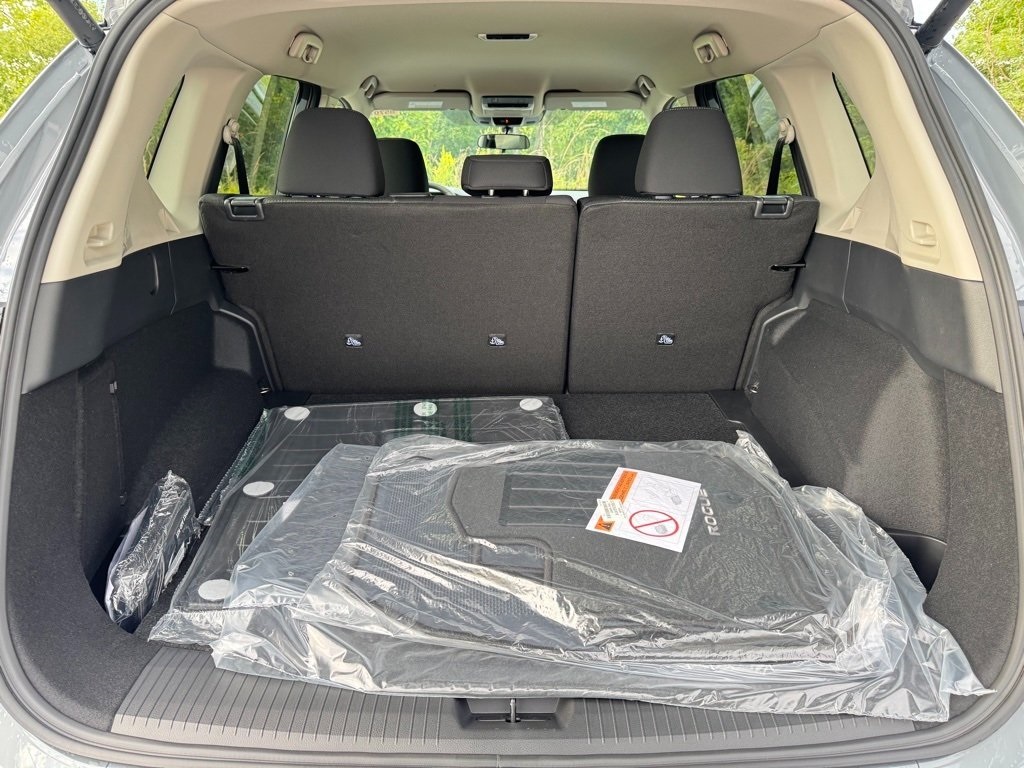 2026 Nissan Rogue SV photo 23