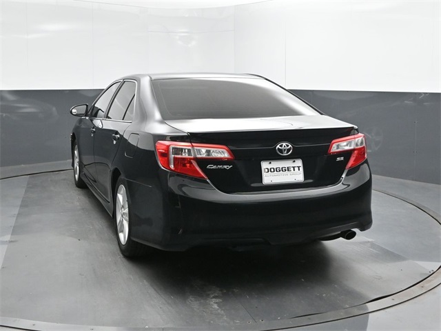 2014 Toyota Camry L photo 8