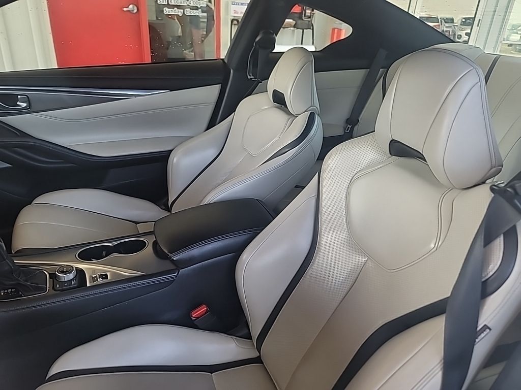 2021 Infiniti Q60 3.0t Luxe photo 8