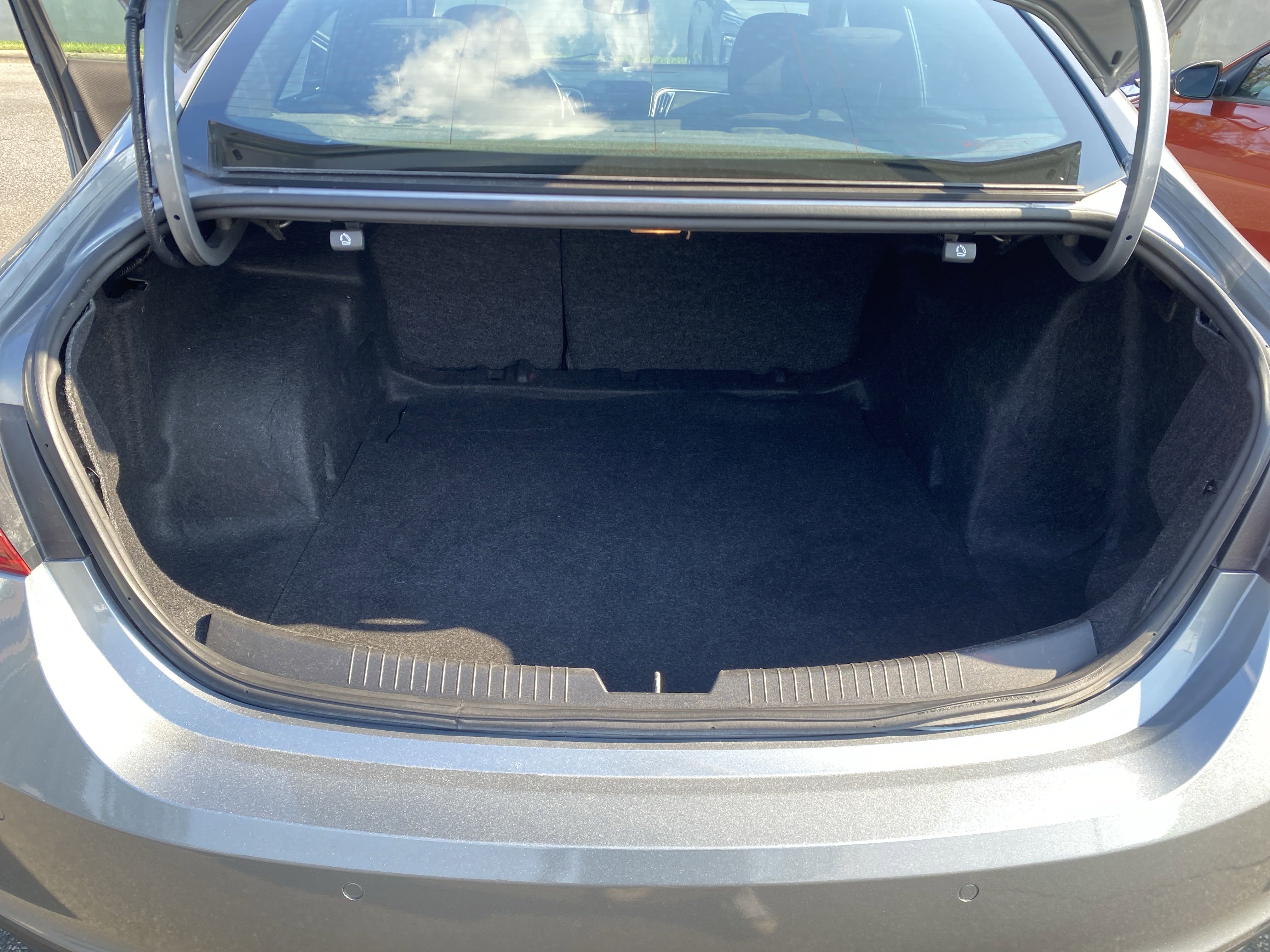 2024 Chevrolet Malibu 1LT photo 13
