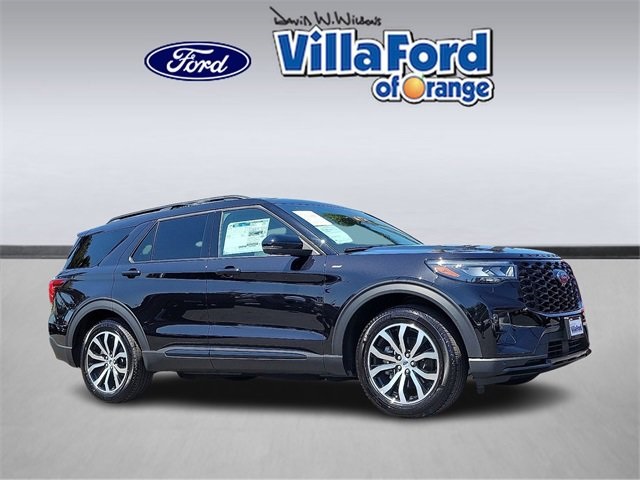 2025 Ford Explorer ST-LINE's photo