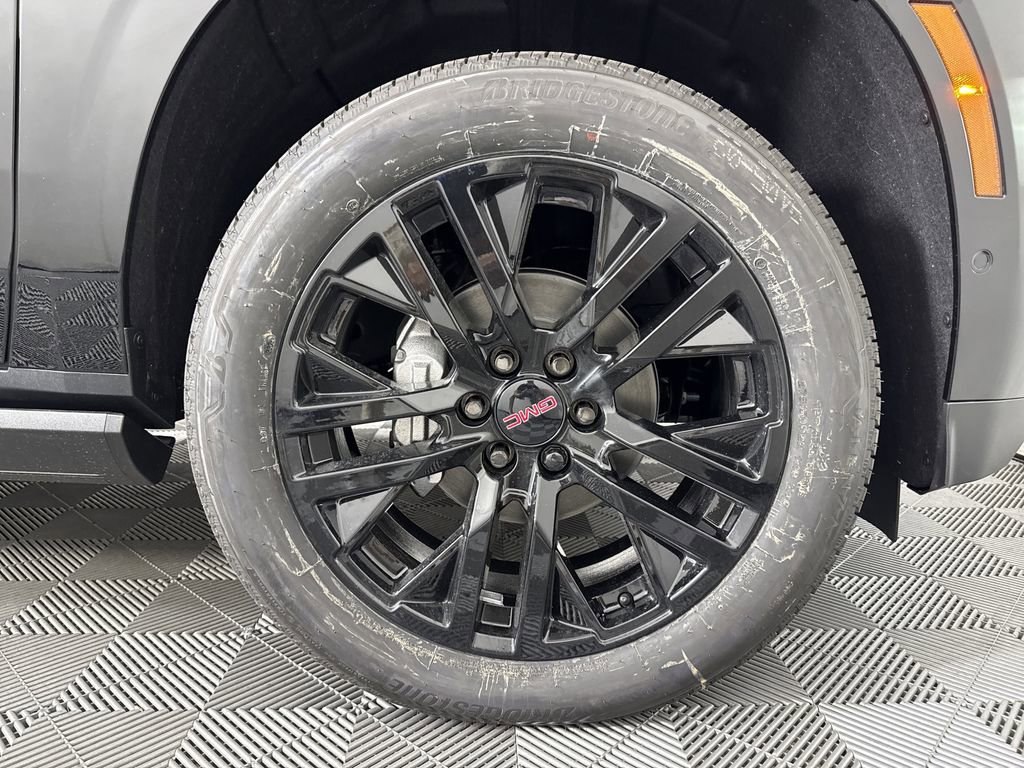 2025 Gmc Yukon Denali photo 9