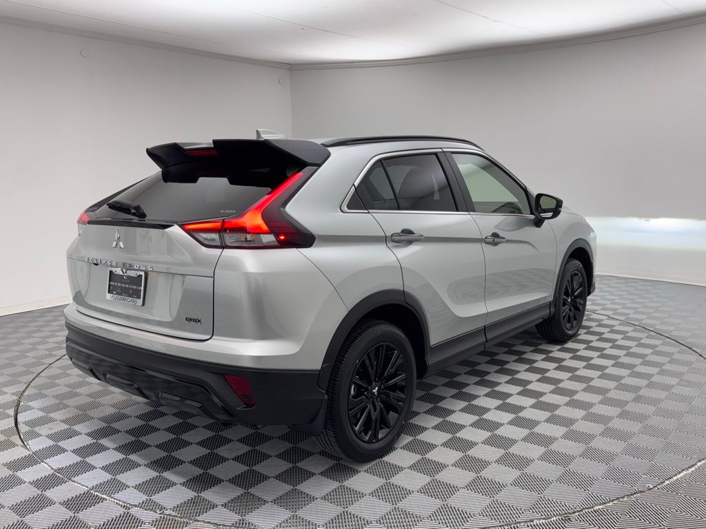 2025 Mitsubishi Eclipse Cross SEL photo 4