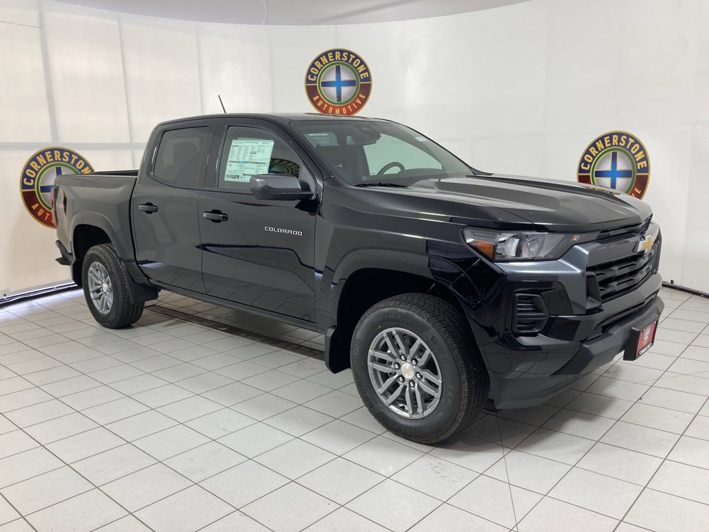 2026 Chevrolet Colorado LT photo 4