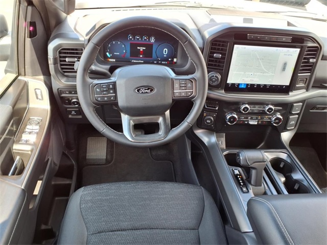 2024 Ford F-150 XLT photo 8