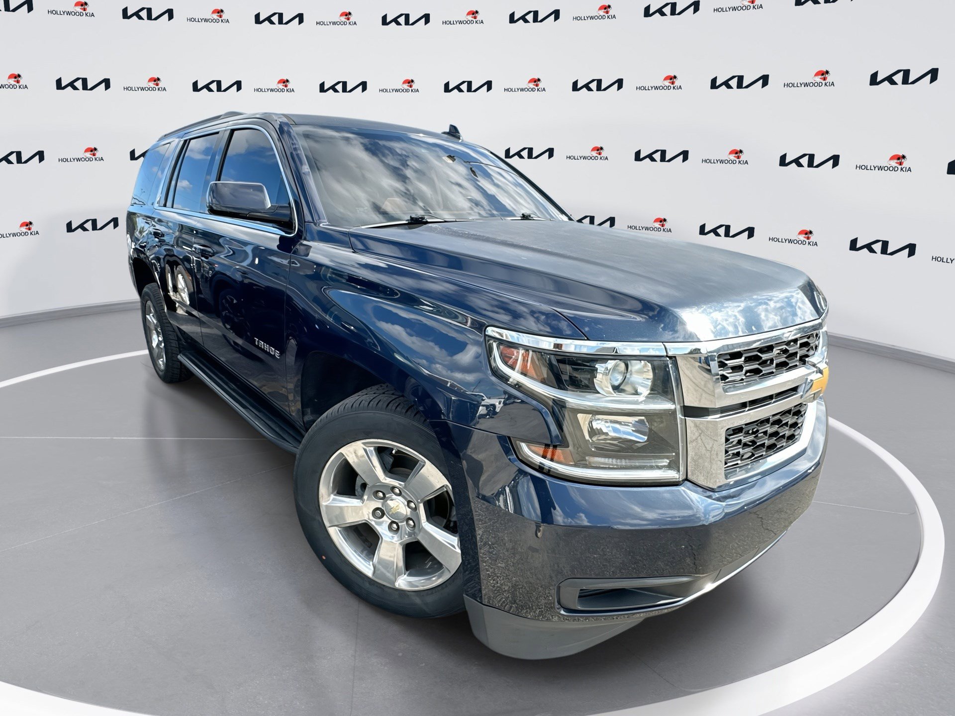 2017 Chevrolet Tahoe LT's photo