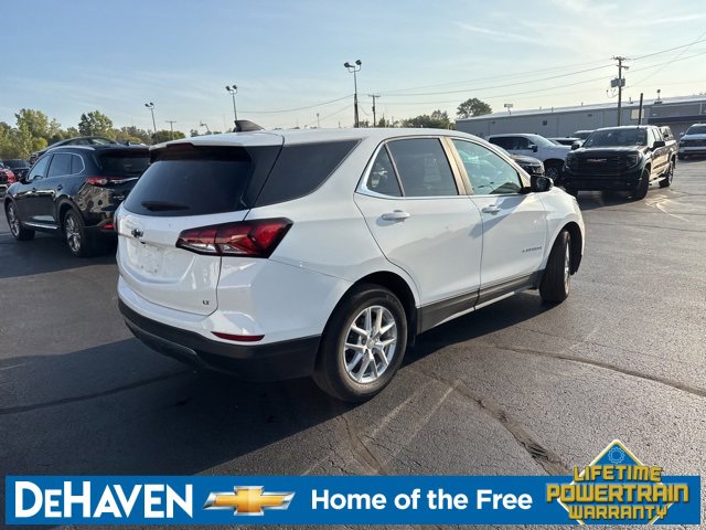 2024 Chevrolet Equinox LT photo 4
