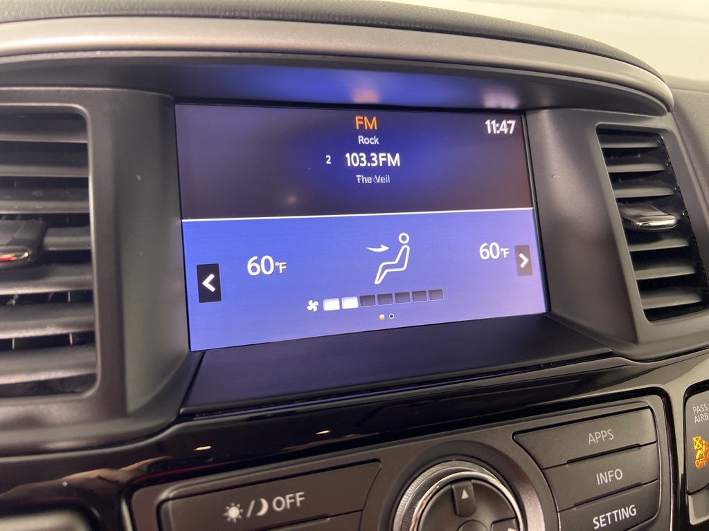 2019 Nissan Pathfinder SV photo 25