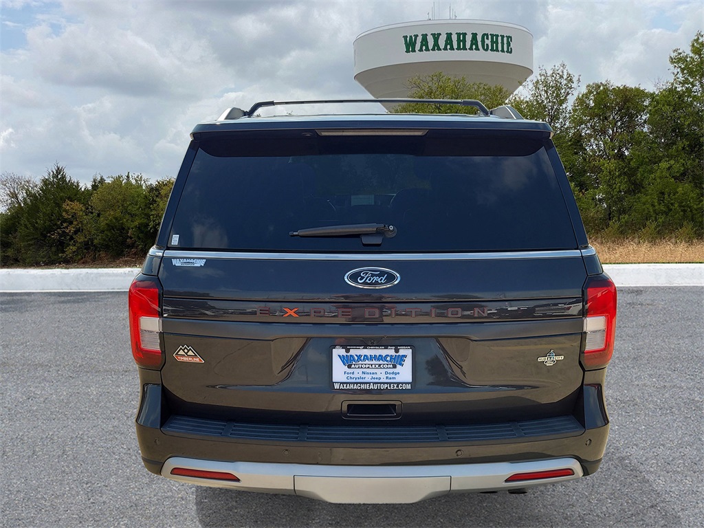 2022 Ford Expedition Timberline photo 3