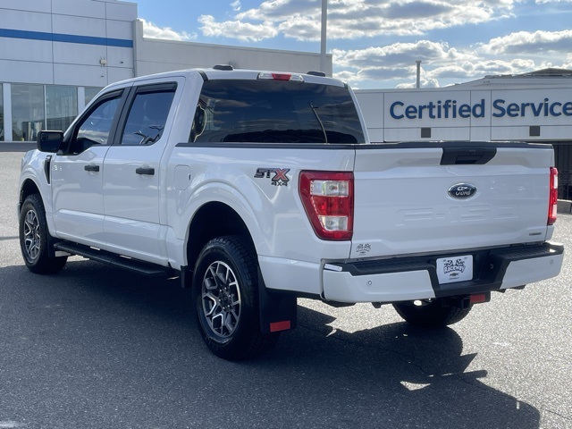 2021 Ford F-150 XL photo 3