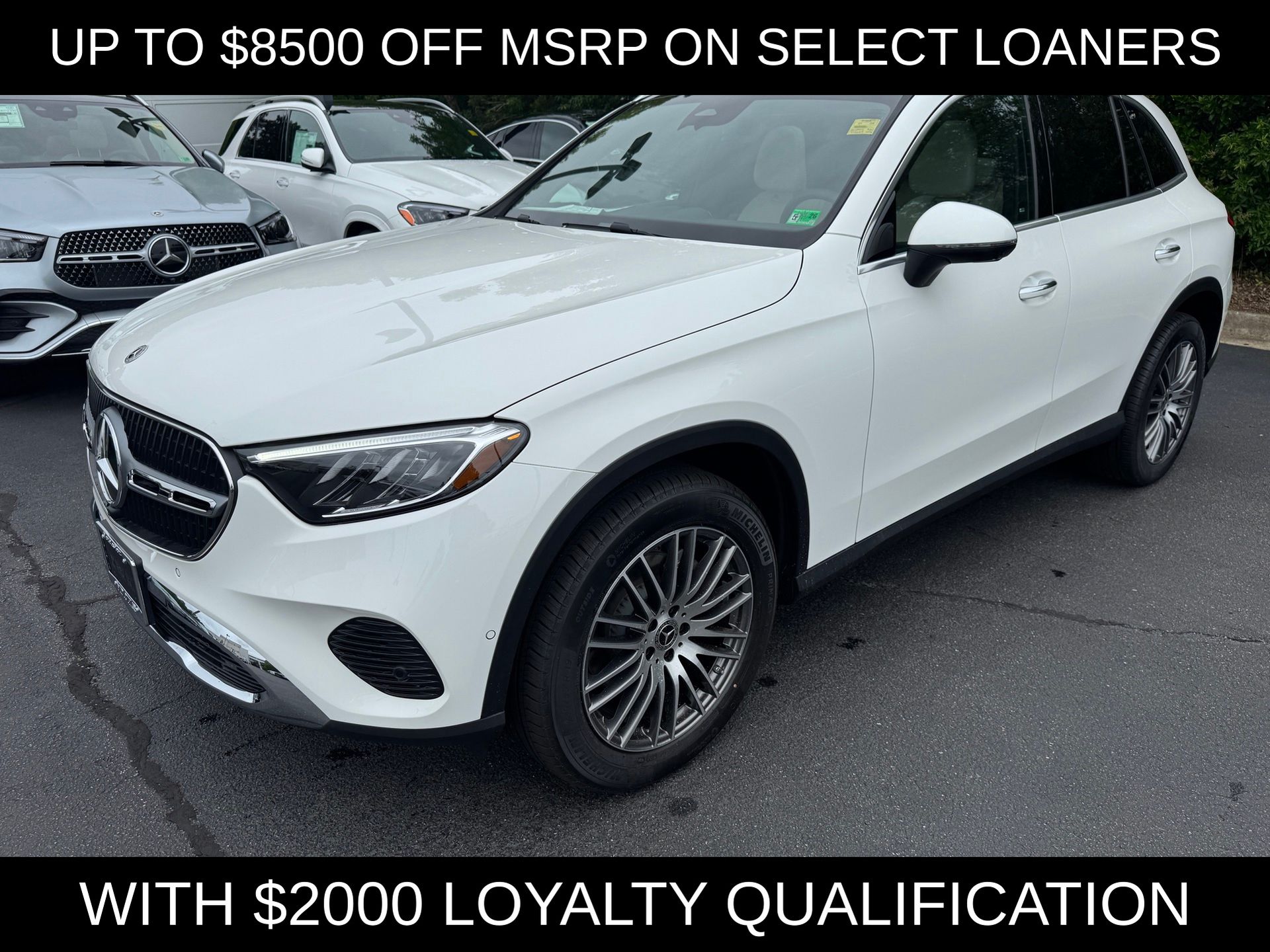 2025 Mercedes Benz GLC 300 4MATIC photo 3