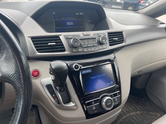 2014 Honda Odyssey EX-L photo 11