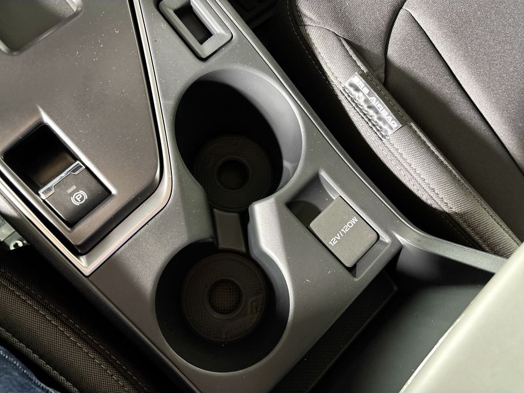 2025 Subaru Impreza Base photo 15