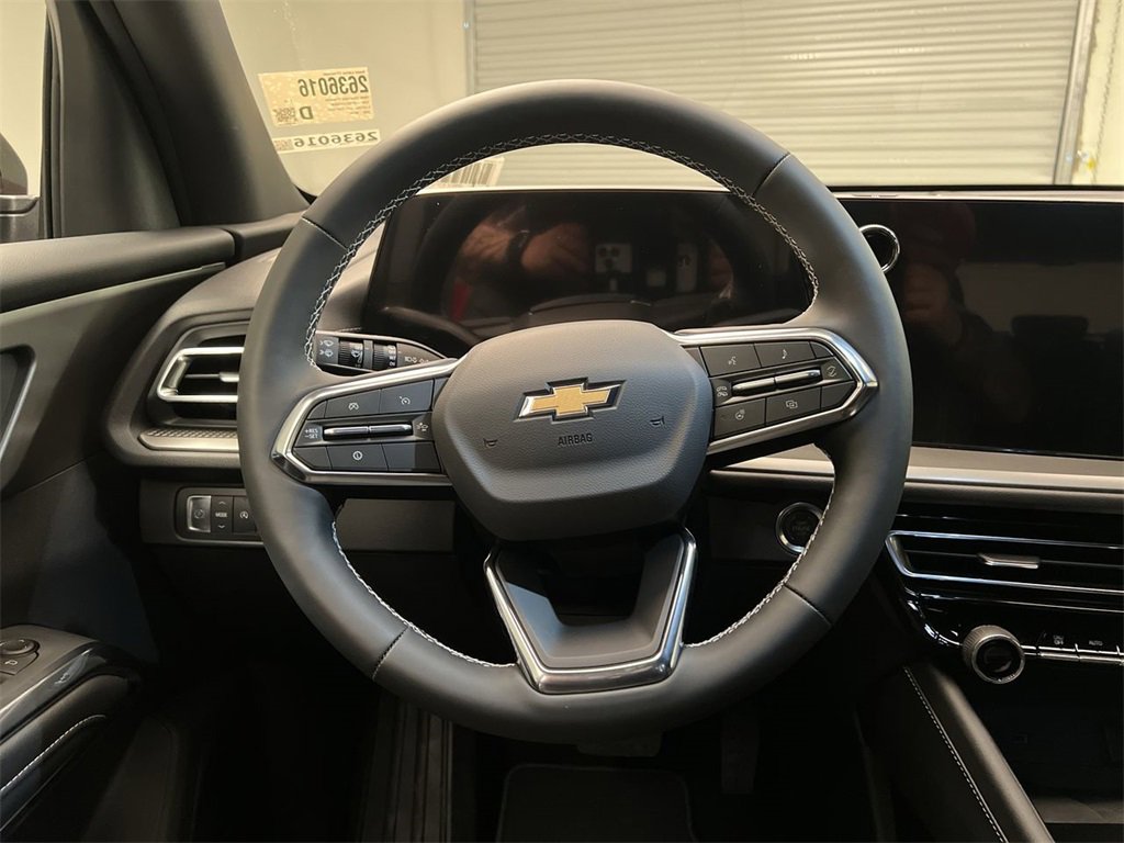 2026 Chevrolet Traverse photo 10