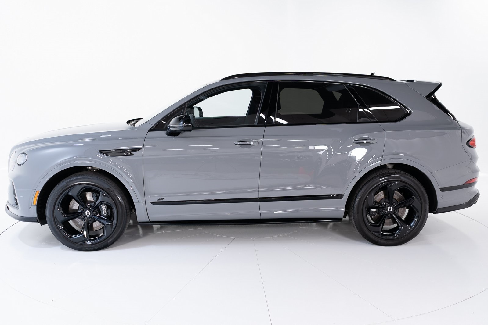 2023 Bentley Bentayga S V8 photo 2