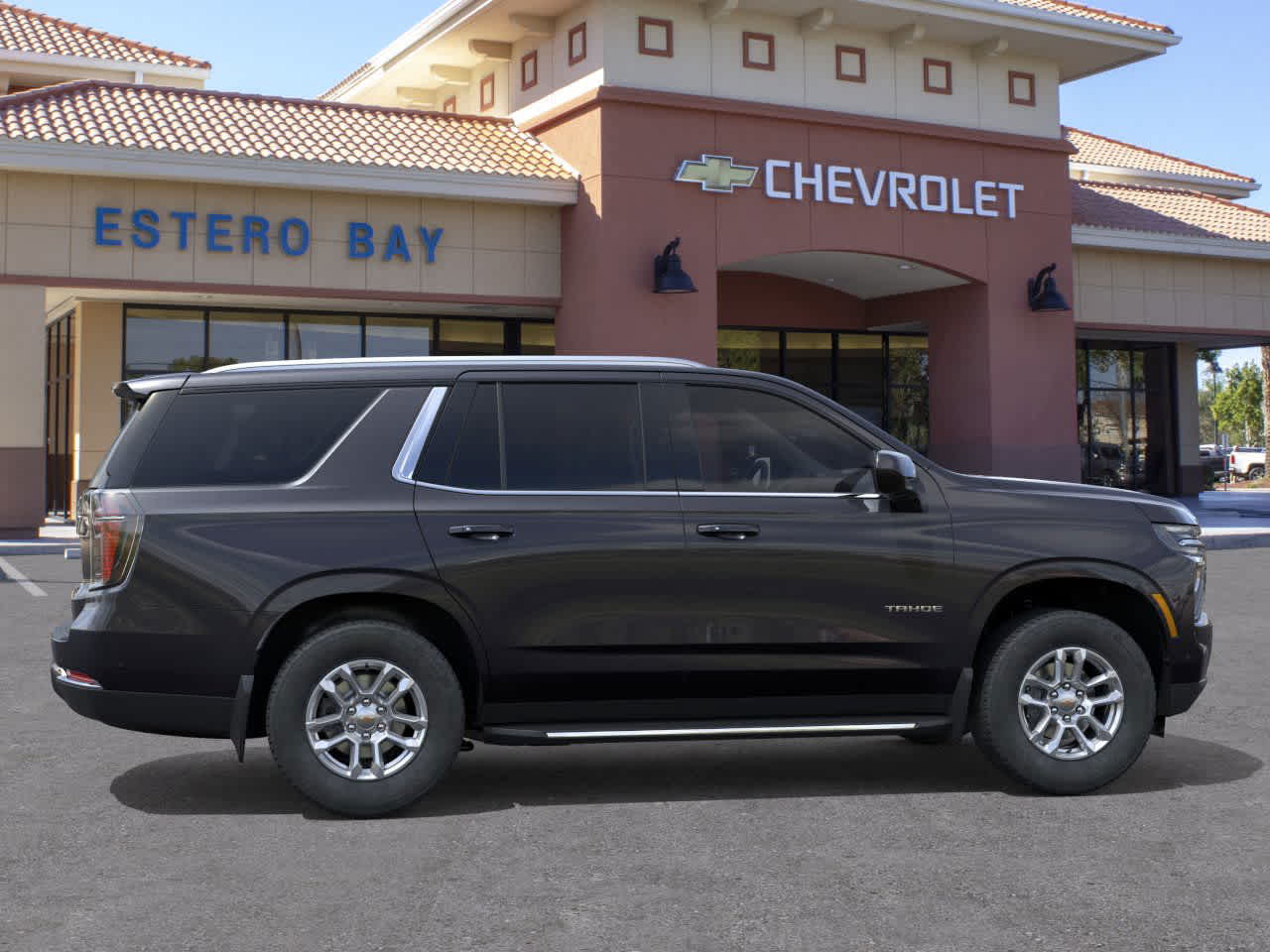 2025 Chevrolet Tahoe LS photo 5