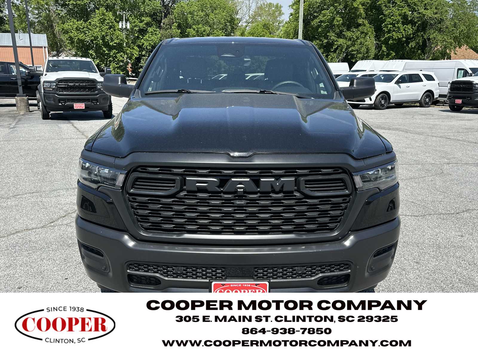 2025 Ram 1500 Tradesman photo 2
