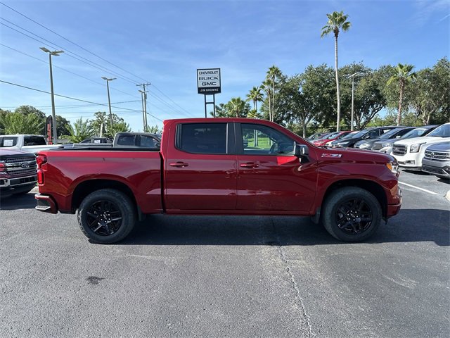 2025 Chevrolet Silverado 1500 RST photo 3