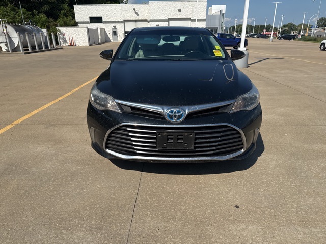 2016 Toyota Avalon Hybrid Limited photo 3